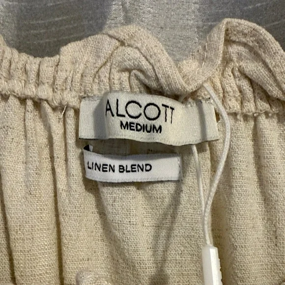 Alcott Beige Ruffled Cropped Blouse - Picture 3 of 3